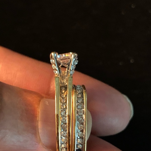 Engagement Ring Set - Picture 3 of 7